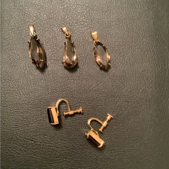 NEW Vintage Semi-precious Smoky Topaz Earrings screw on - Picture 8 of 8